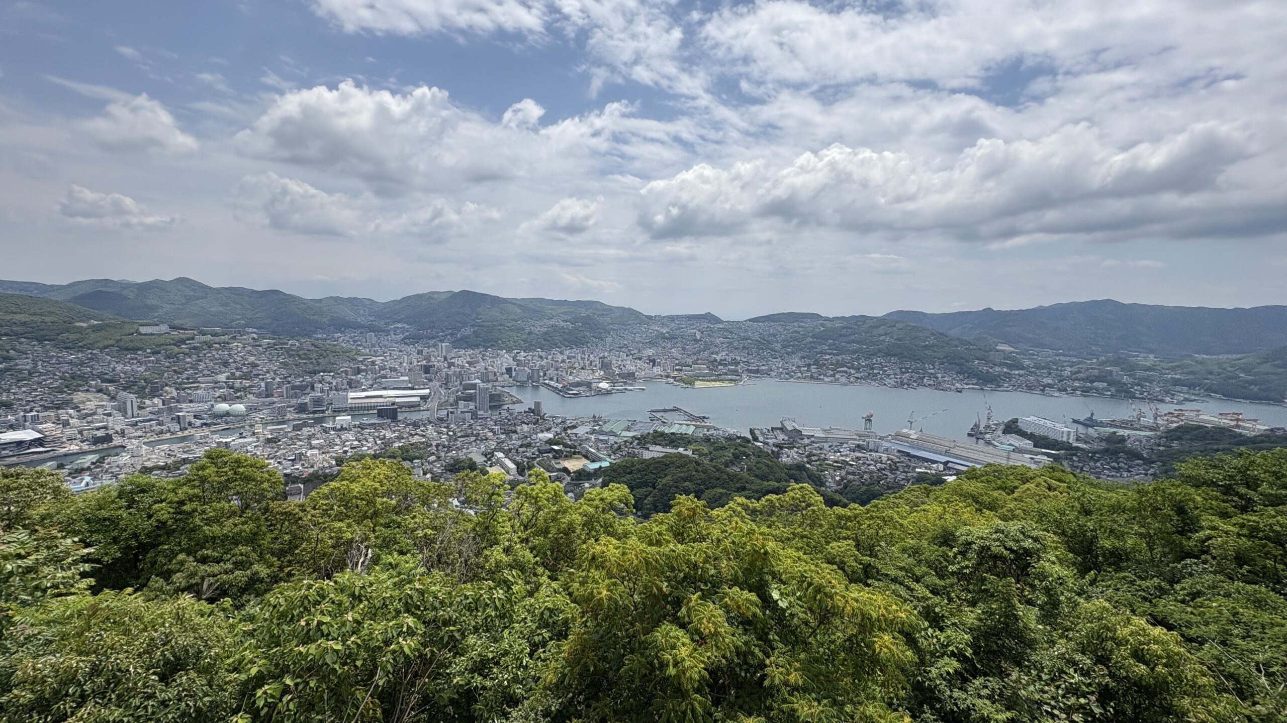 《卯酉西海道：记北九州荒行》